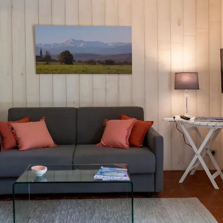 Hautes Pyrenees Les Roses Dadour Mouledous