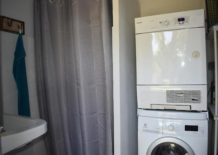 Hautes Pyrenees Les Roses Dadour