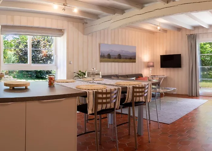 Semesterbostad Hautes Pyrenees Les Roses Dadour